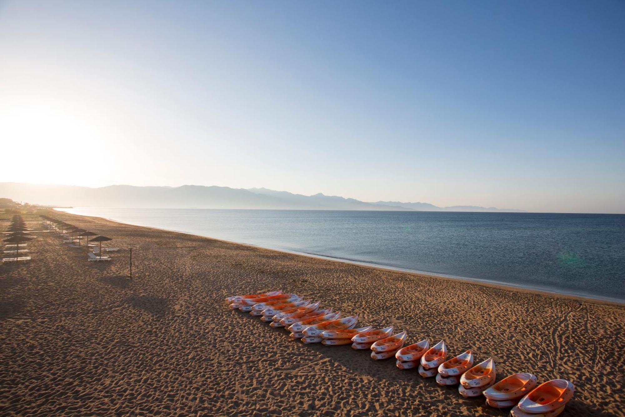 Hotel Neilson Messini Activity Beach Club Kalamata Exterior foto